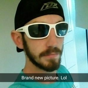 Meet your Posher, Casey